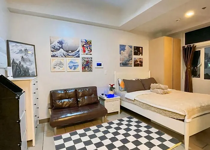 Makati With Free Pool, Gym And View *