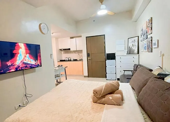 Makati With Free Pool, Gym And View Manila