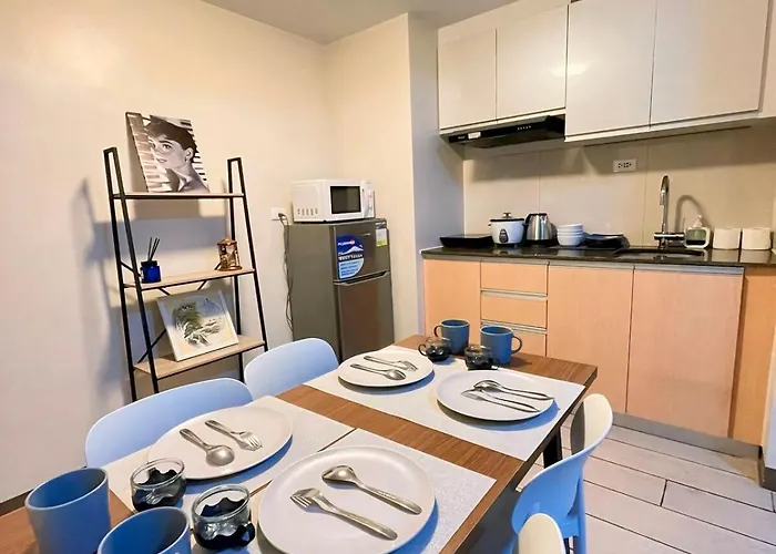 Apartment Makati With Free Pool, Gym And View *