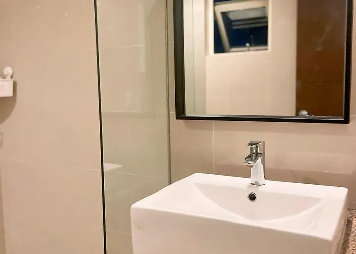 Makati With Free Pool, Gym And View Apartment *