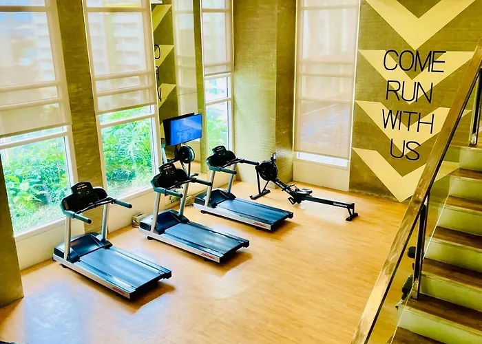 Apartment Makati With Free Pool, Gym And View Manila