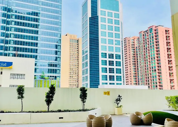 Apartment Makati With Free Pool, Gym And View Manila